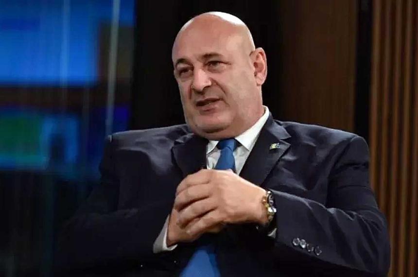 Santiago Cuacuteneo- La Argentina estaacute en default absoluto