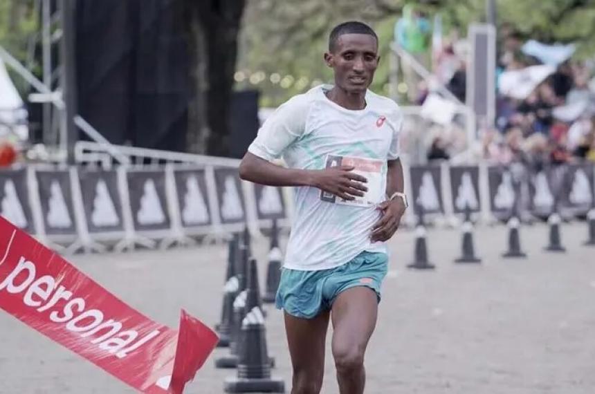 Birlew Denekew se consagroacute en el Maratoacuten de Buenos Aires
