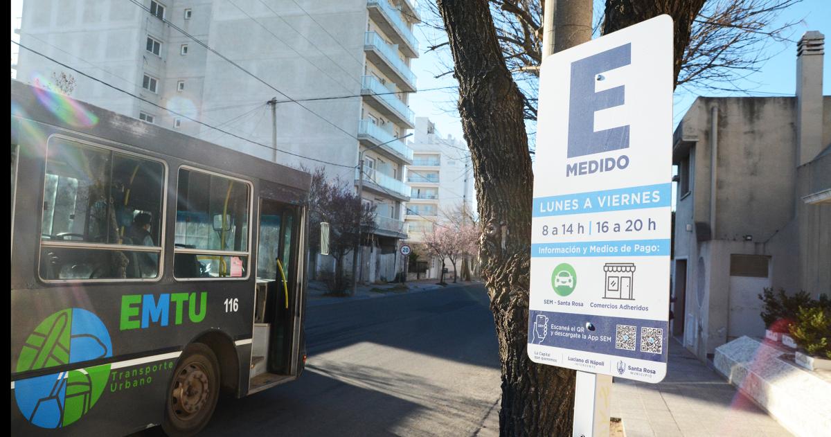 El estacionamiento medido enredado entre excepciones y quejas por la ampliacioacuten