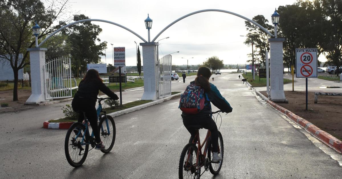 Santa Rosa- un domingo parcialmente nublado y con una maacutexima de 17 grados