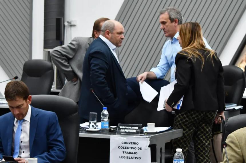 Presentaron un proyecto de ley para hacer narcotest a funcionarios provinciales