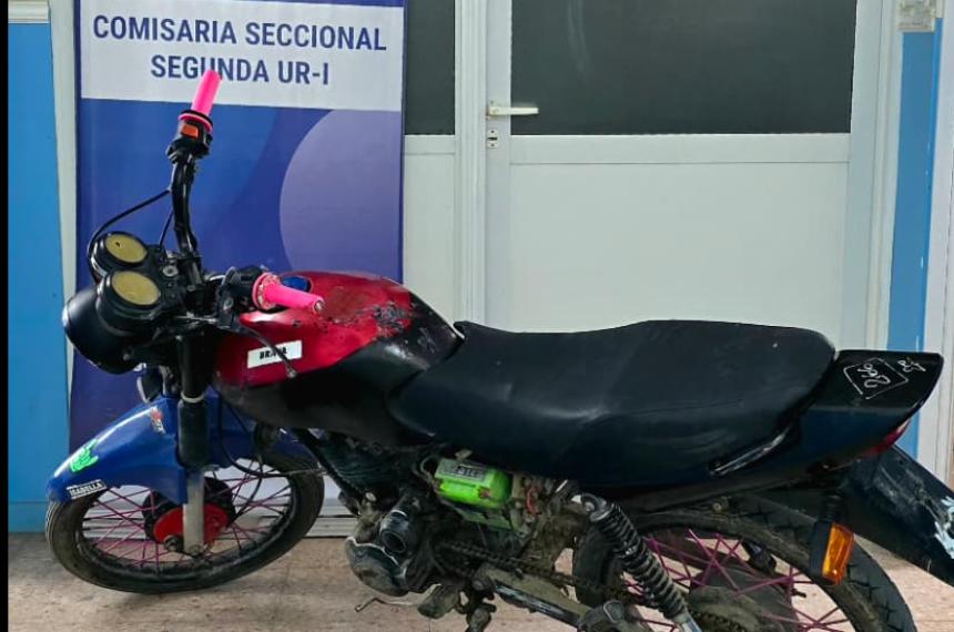 Insoacutelito- roboacute su propia moto secuestrada en el playoacuten municipal