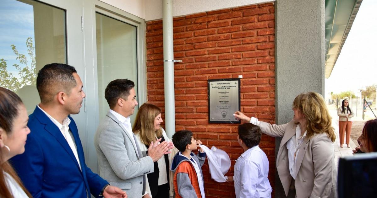 Inauguraron la refaccioacuten de la Escuela 248 en 25 de Mayo