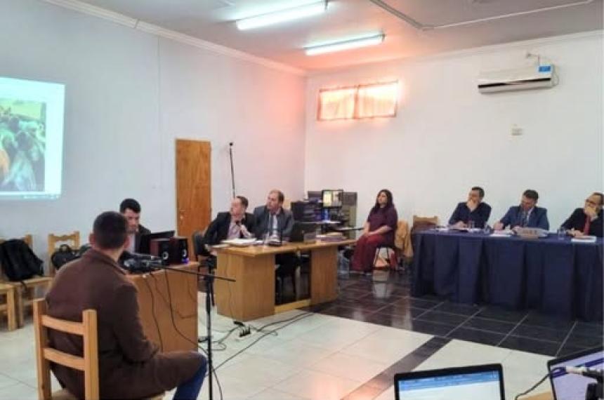 Dos condenados por robo de ganado- los detuvieron despueacutes del fallo
