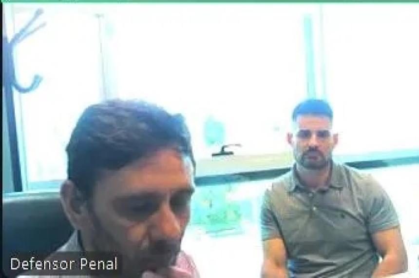 El empleado judicial que atacoacute a puntildealadas a un motociclista dijo que actuoacute en defensa propia