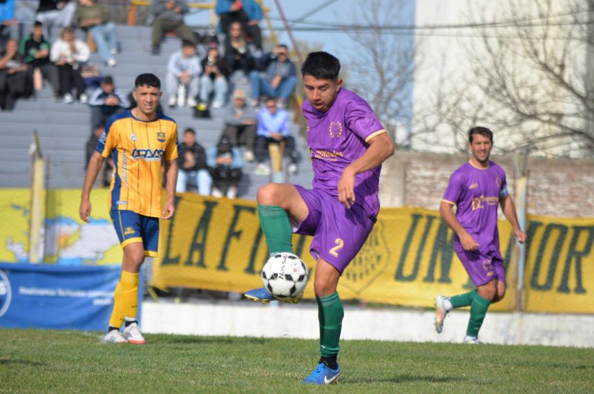 Dos licencias para el fuacutetbol pampeano