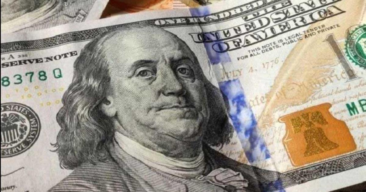 La doacutelar oficial cotiza a 1360 tras el anuncio de Estados Unidos