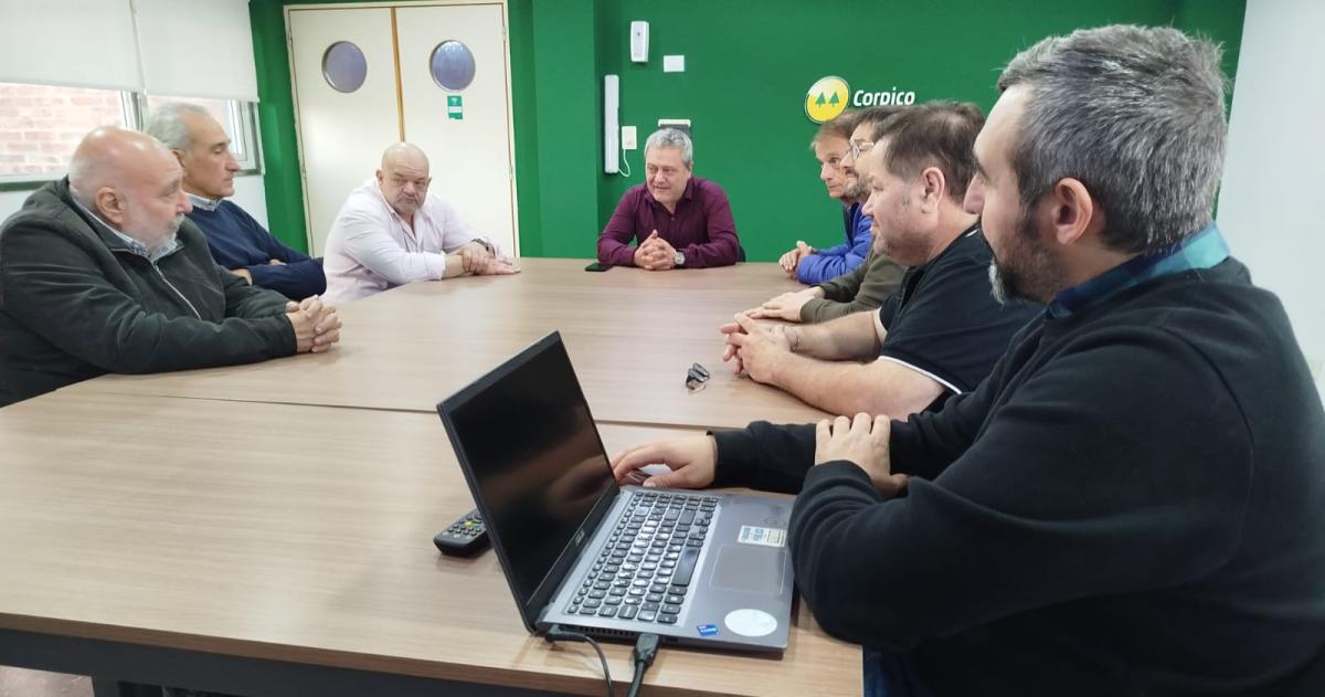Nuevo espaldarazo de Ferraacuten al movimiento cooperativo