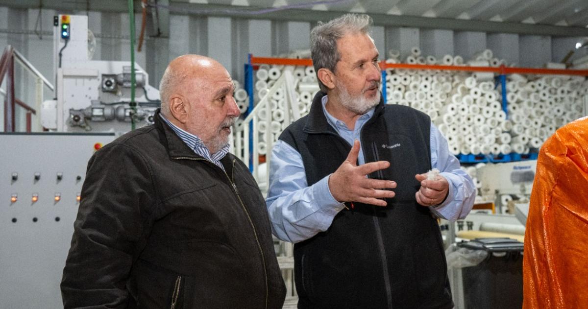 Ferraacuten visitoacute la Zona Franca y advirtioacute que las poliacuteticas nacionales destruyen la competitividad