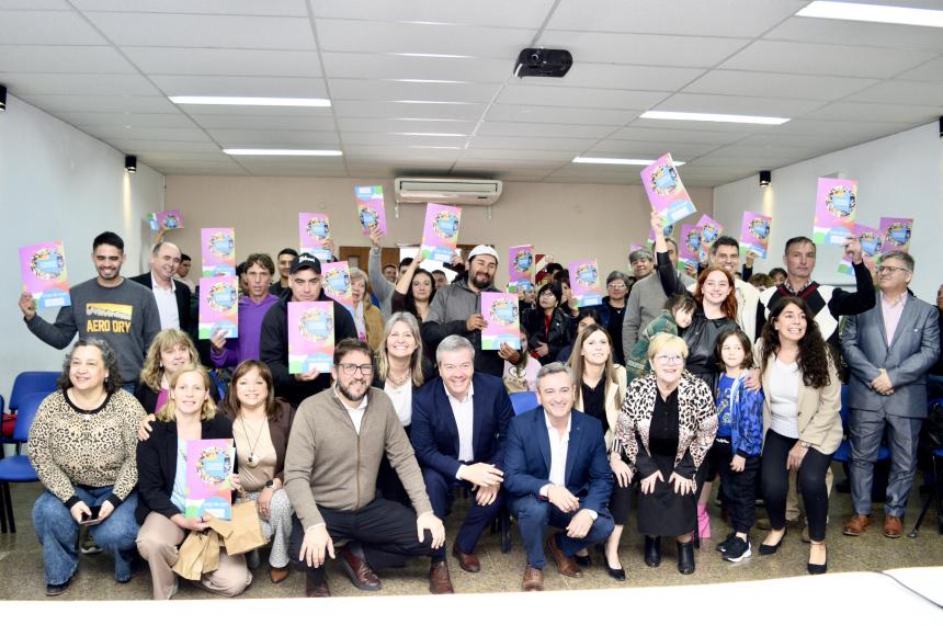 Entregaron aportes a emprendedores de Toay
