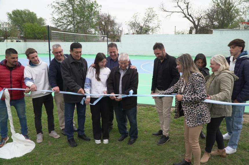 Inauguraron un playoacuten deportivo en Coronel Hilario Lagos