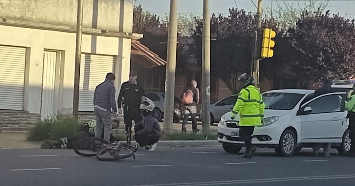 Ciclista atropellado en la Avenida Spinetto