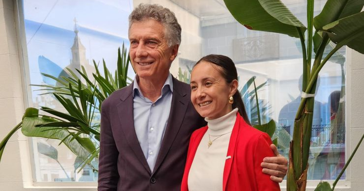 Adriana Garciacutea hace campantildea por su cuenta