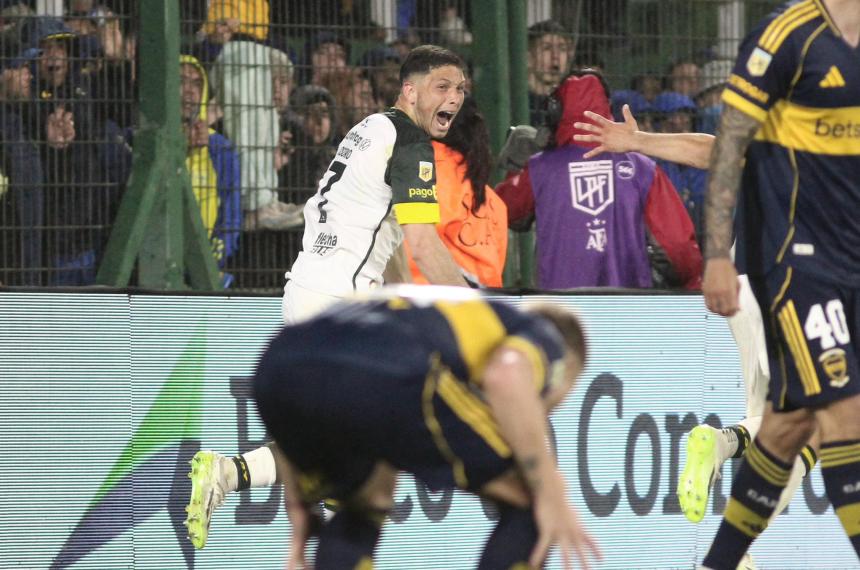Boca falloacute en el final y perdioacute con Defensa y Justicia