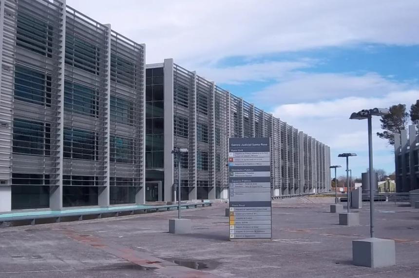 La Justicia ya dictoacute maacutes de mil sentencias con ayuda de la IA