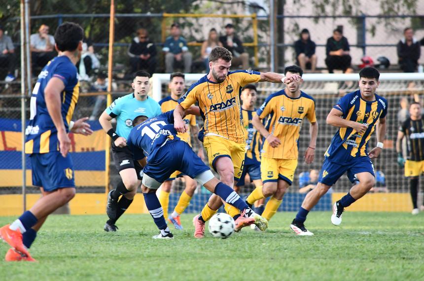 Provincial- Racing de Castex se subioacute a la cima de su zona