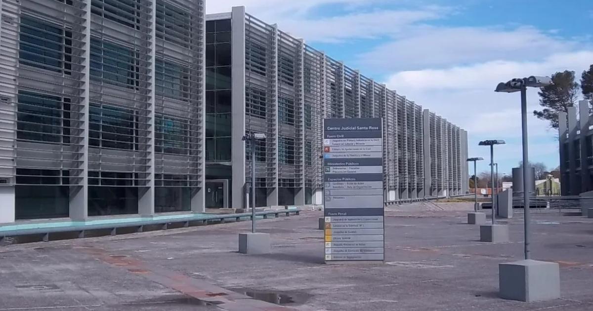 La Justicia ya dictoacute maacutes de mil sentencias con ayuda de la IA