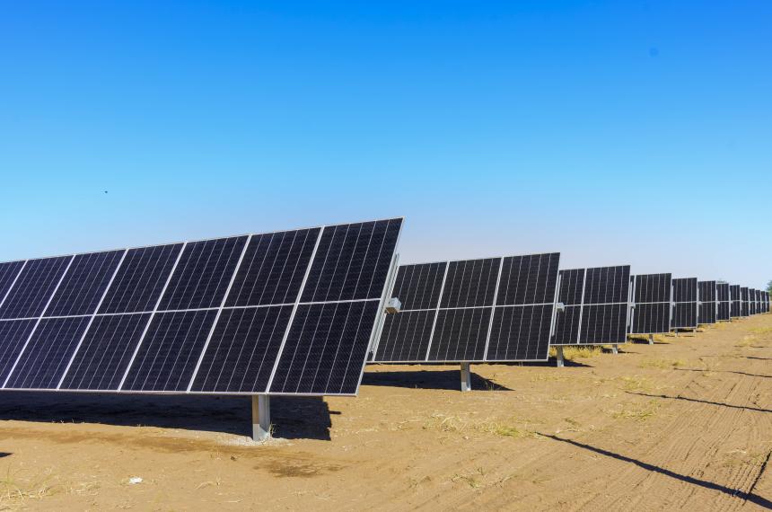 Empresa pampeana compite para generar energiacutea fotovoltaica en Pico