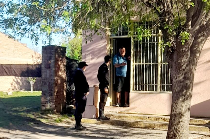 Denuncian a un vecino por amenazas a dos nintildeos en Santa Rosa