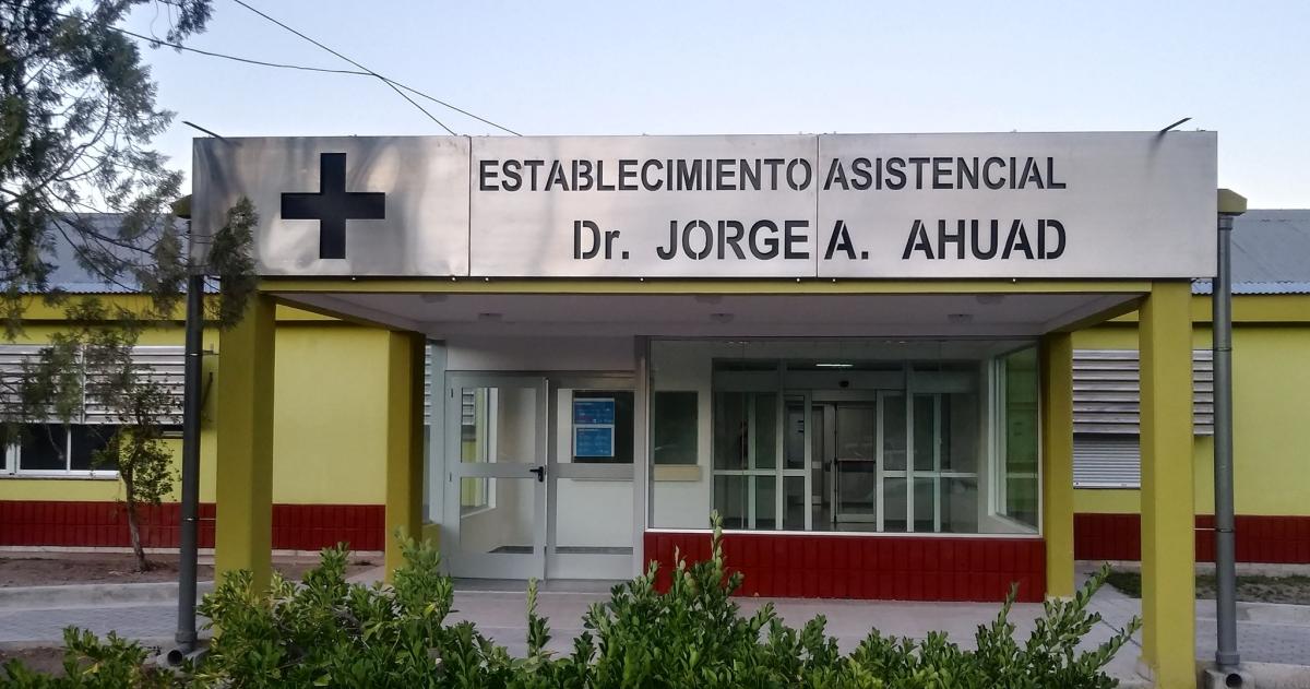 Grave accidente domeacutestico en 25 de Mayo- bebeacute cayoacute dentro de un tacho con agua