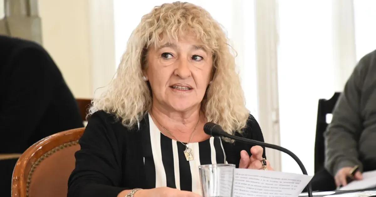 Ahora se les viene la noche- la concejala radical se alinea con Clariacuten y desafiacutea a la CPE