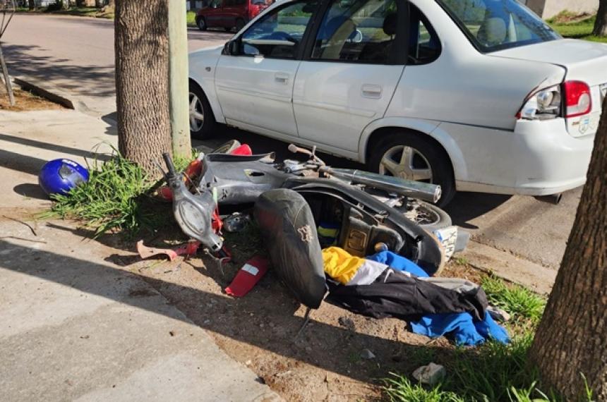 Automovilista embistioacute a una moto en Pico y se dio a la fuga 