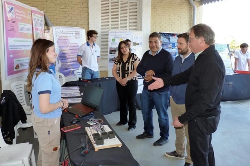 Inauguraron la Estacioacuten de Innovacioacuten Educativa Realicoacute Tecno