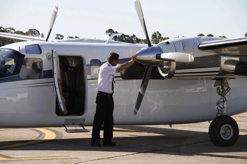El Gobierno de La Pampa pone a la venta un avioacuten oficial por 600 mil doacutelares