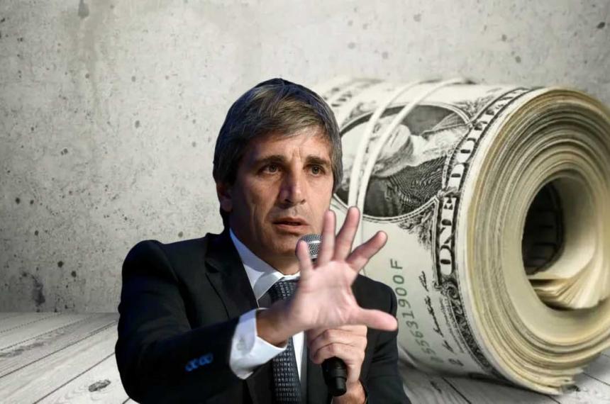 El rulo fatal de Caputo- la sangriacutea de USD 2000 millones al mes pone en riesgo el pago de la deuda