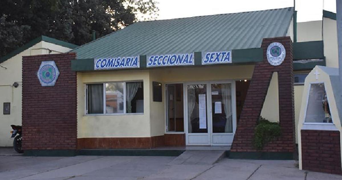 Asaltaron a mano armada una despensa en Santa Rosa