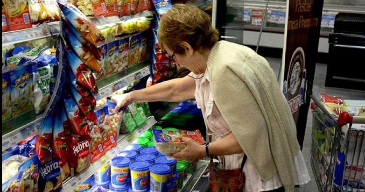 Calculan que la canasta baacutesica del jubilado trepoacute 26-en-porciento- en seis meses y ya supera el 1500000