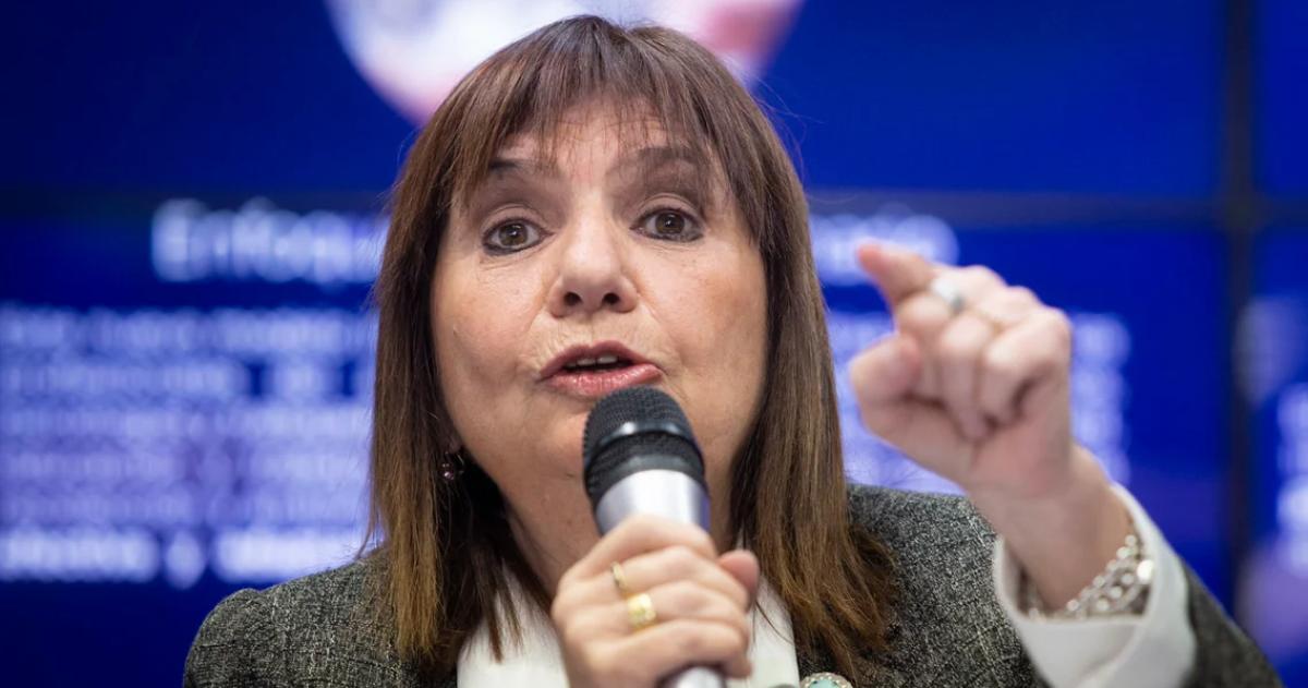 Bullrich- Espert tiene que volver a los medios y contestar claro sobre su viacutenculo con Fred Machado