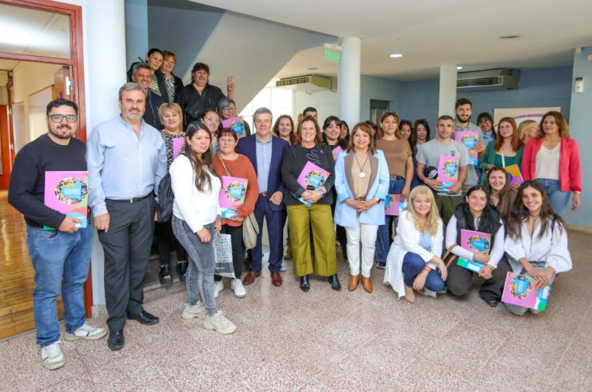 Entregaron creacuteditos por maacutes de 27 millones de pesos a 26 emprendimientos piquenses