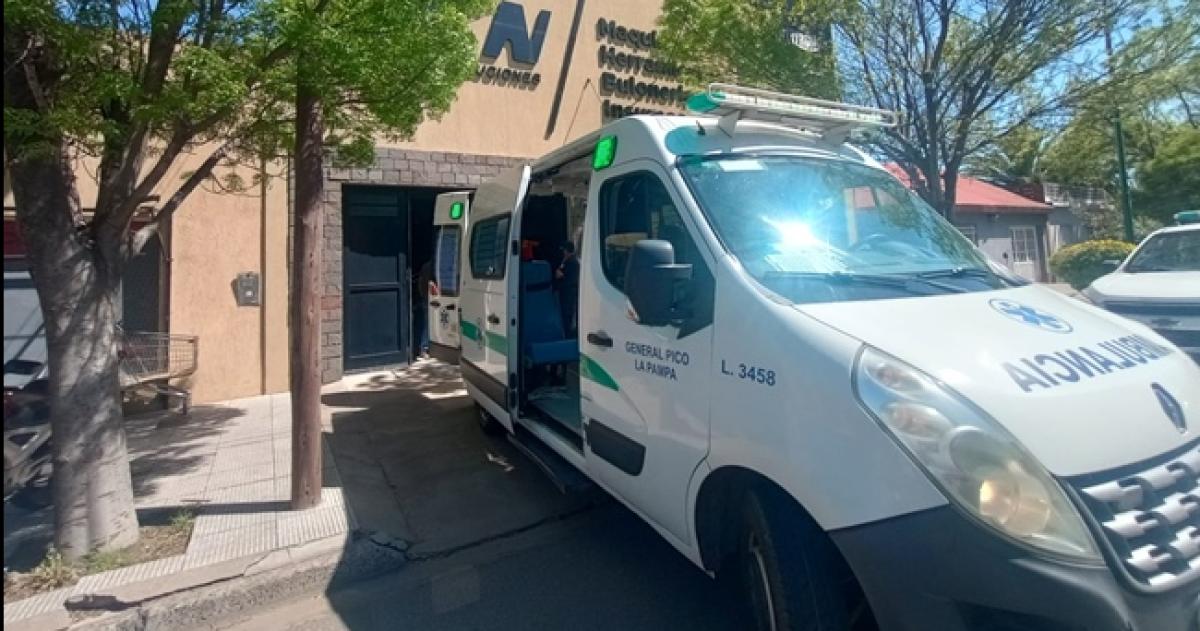 Dos operarios heridos por la caiacuteda de un elevador 