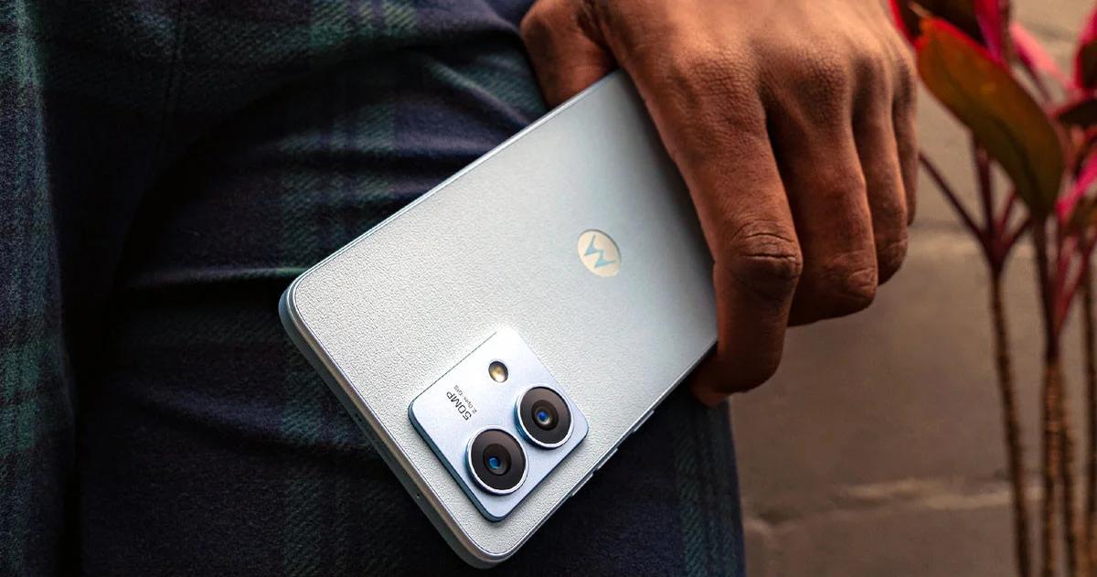 Confirman multa a Telecom y Telefoacutenica por un celular bloqueado