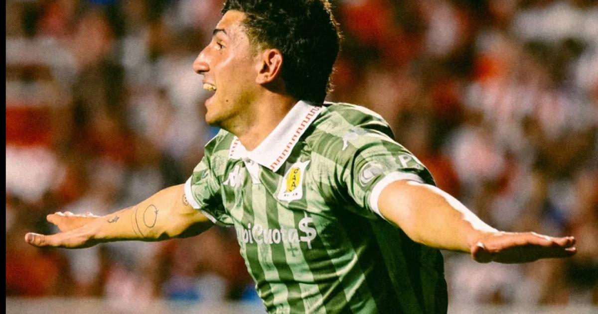 Unioacuten perdioacute con Aldosivi por 2-0 y no se pudo alejar en la punta de la Zona A del Torneo Clausura