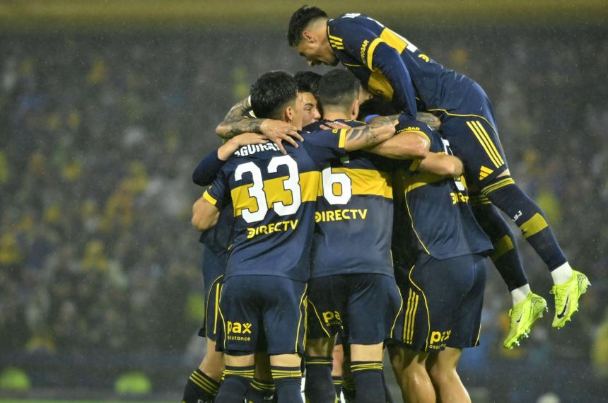 Boca aplastoacute a Newells bajo una lluvia de goles