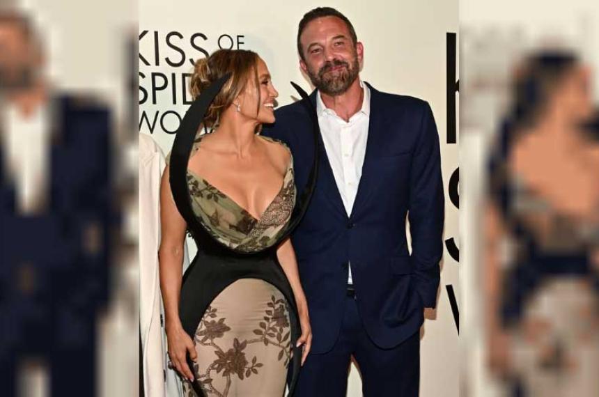JLO y Ben Affleck sorprendieron al mostrarse juntos en la alfombra roja