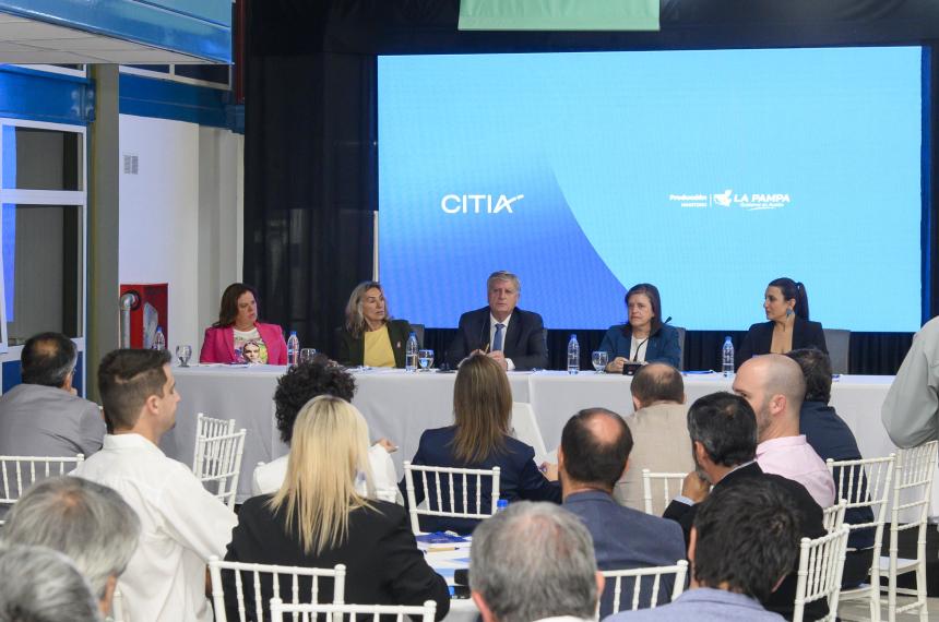 Ziliotto encabezoacute en Pico la reunioacuten del Consejo Asesor de la Ciencia