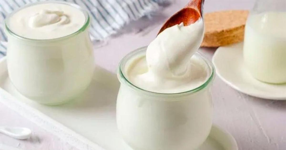 Yogur griego casero en minutos- la receta maacutes faacutecil y saludable