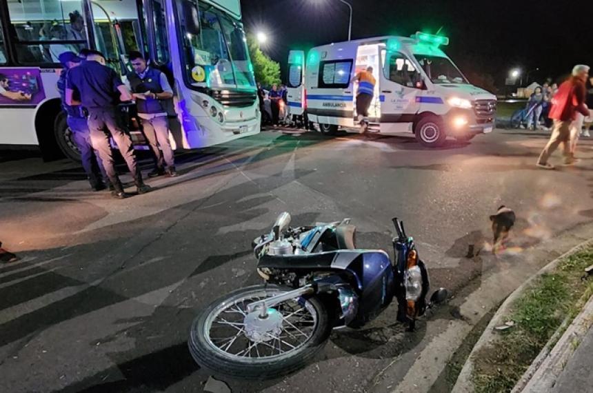 El siniestro vial ocurrió en el cruce de las calles 415 y 448