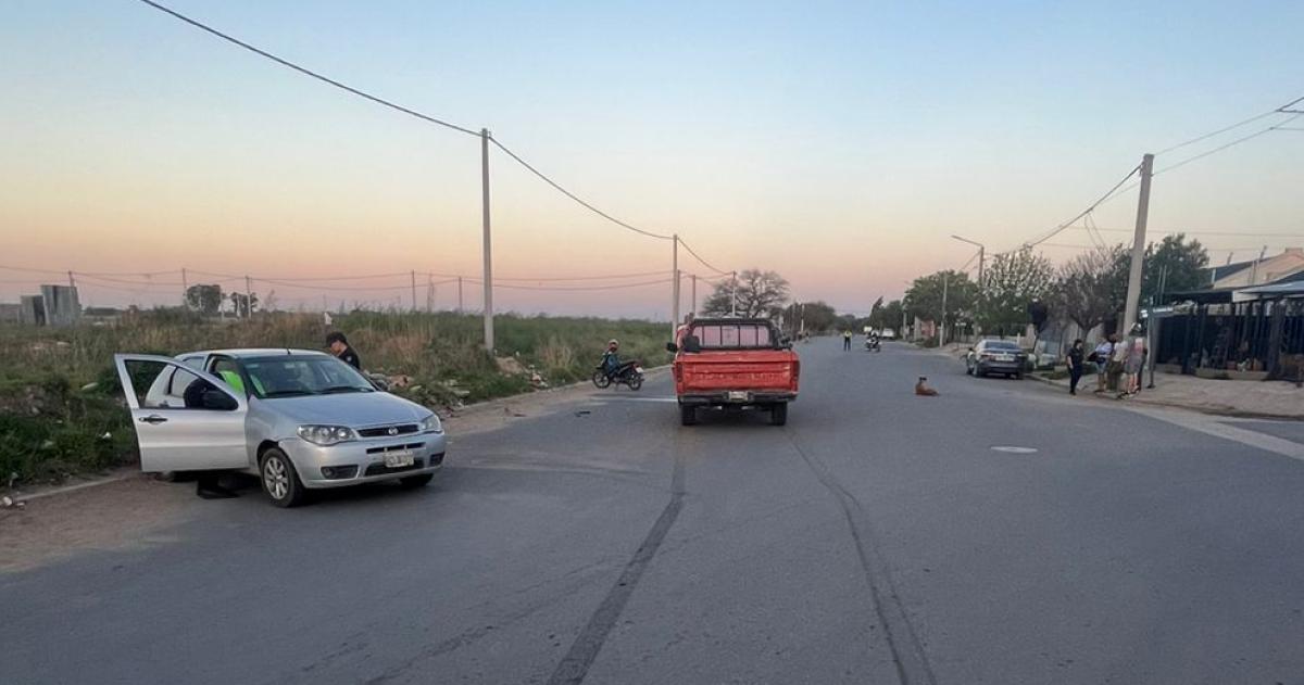 El siniestro vial fue protagonizado por un auto y una camioneta