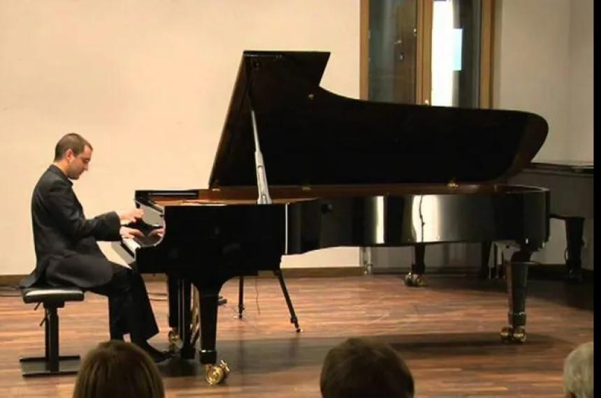 Emilio Peroni uno de los pianistas ms destacados de su generación