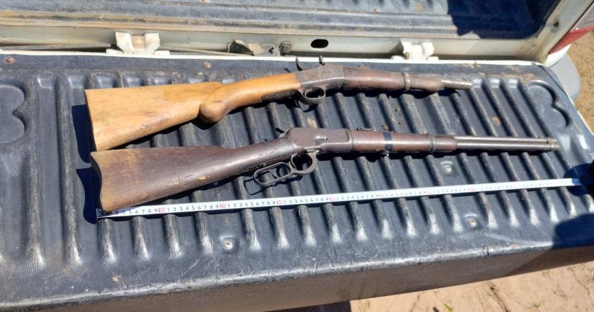 Detuvieron a dos hombres por robar armas en Intendente Alvear