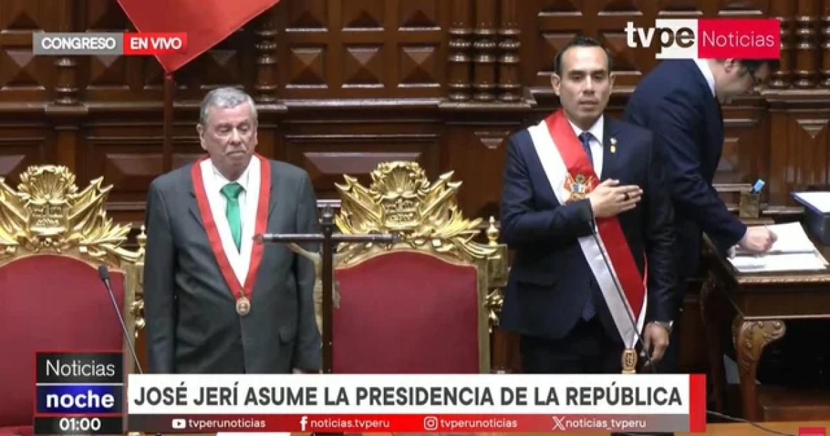 El presidente del Congreso el derechista José Jerí asumió en la madrugada como presidente interino del Per