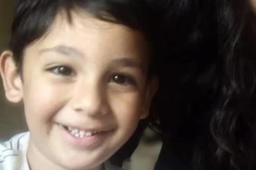 Hallaron a salvo al nintildeo buscado por el doble femicidio de Coacuterdoba y detuvieron al padre