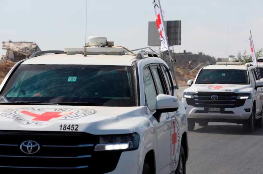 Israel denuncioacute que Hamas incumplioacute el acuerdo al entregar solo 4 de los 28 cuerpos prometidos