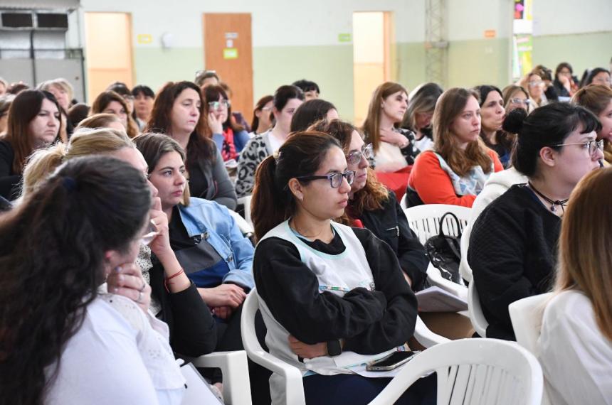 La actividad fue en el marco del Trayecto Formativo La alfabetización inicial en el jardín y en la escuela