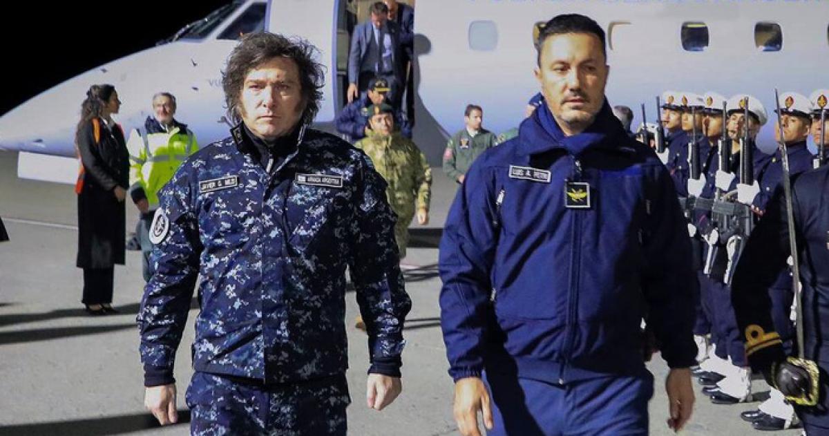  El presidente Javier Milei y el ministro de Defensa Luis Petri