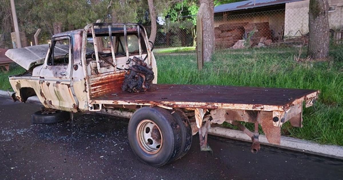 La camioneta incendiada se encontraba en estado de abandono